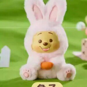 Miniso x Winnie the Pooh Vinyl - Winnie in Carrot Costume Plush Ring